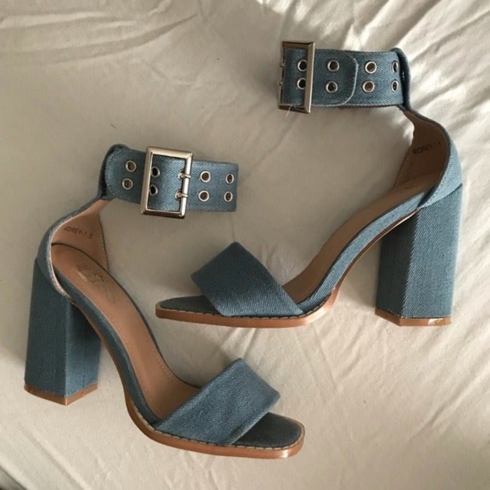 Light blue jean heeled sandals with ankle strap
